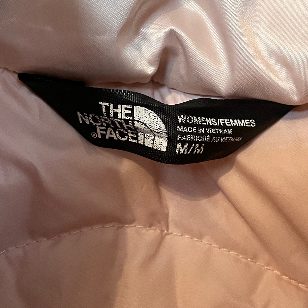 Pink The North Face 550 down puffer vest - Picture 3 of 4